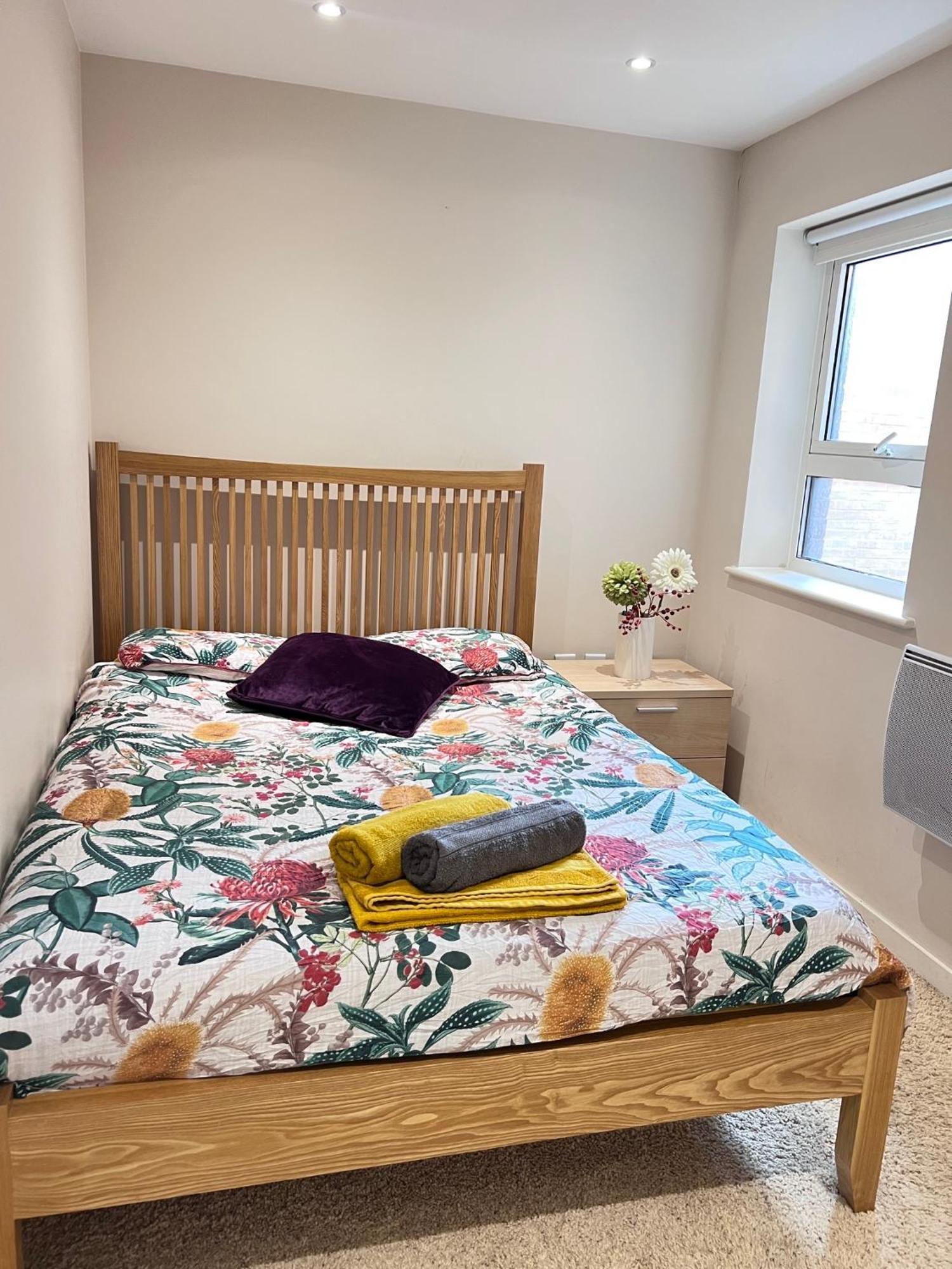 Great City Centre Getaway Apartment 2 Bed Near The Beach And Shopping Area Swansea Buitenkant foto