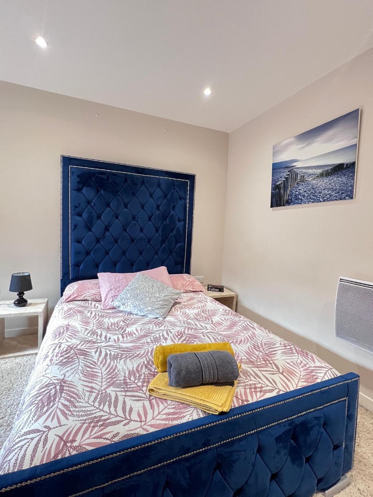 Great City Centre Getaway Apartment 2 Bed Near The Beach And Shopping Area Swansea Buitenkant foto